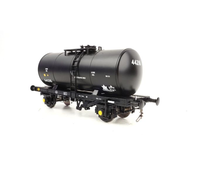 35t B Tank Wagon Esso Black 'Lube Traffic Only'