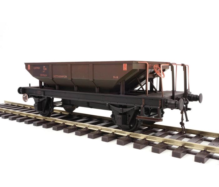 Catfish Hopper BR Olive Green DB992624 Weathered