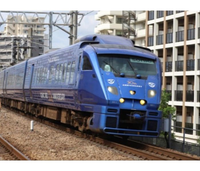 JR 883 Series Sonic 30th Anniversary Edition 7 Car EMU