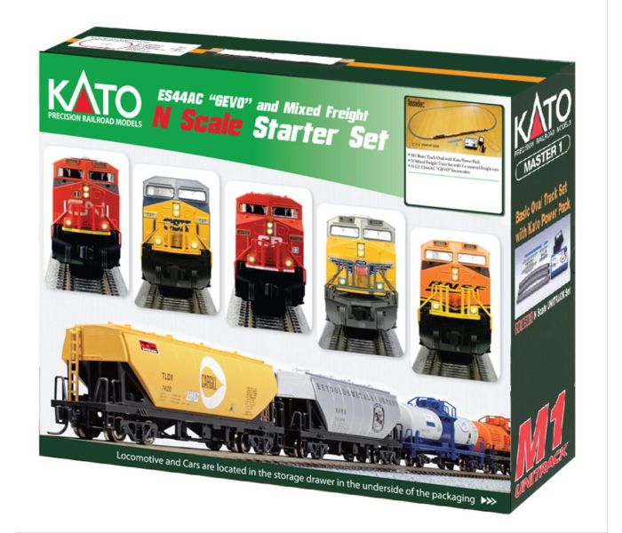 CSX Dark Future GE ESS44AC Freight Starter Set