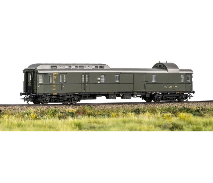 DB D74 Hamburg Altona-Basel Coach Set 1 (4) III