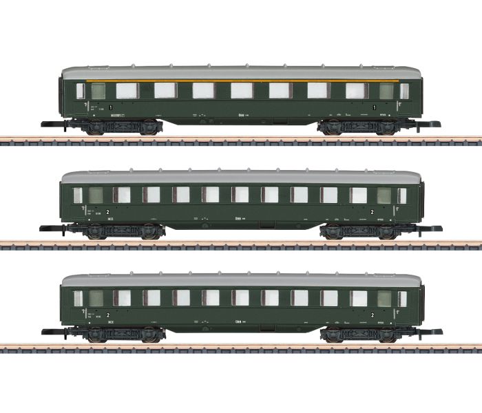OBB Skirted Coach Set (3) III