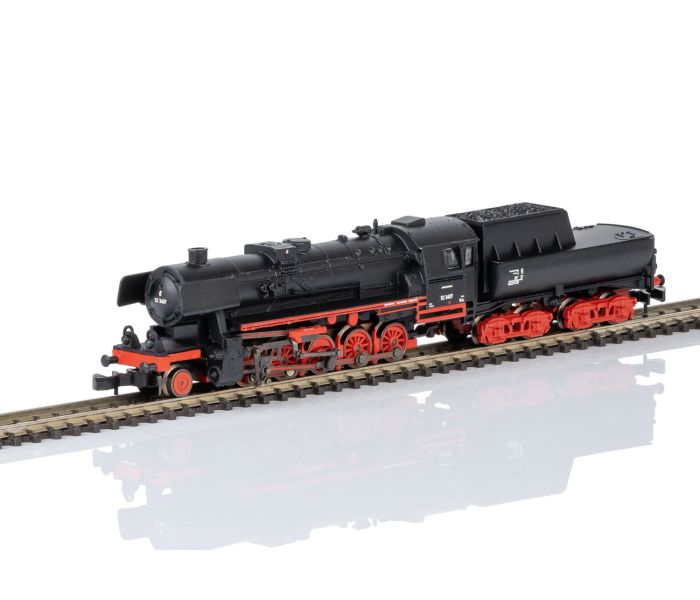 DB BR52 Steam Locomotive III