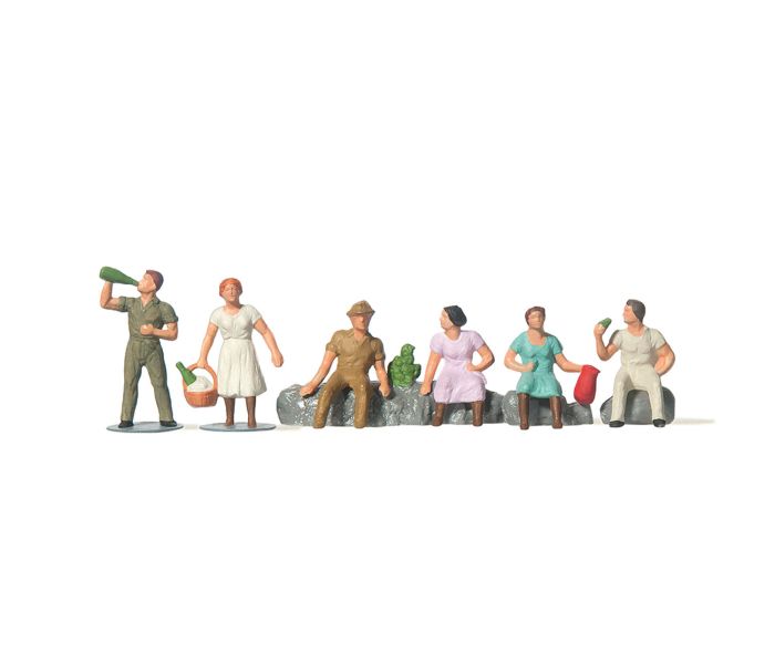 Harvesters (6) Figure Set