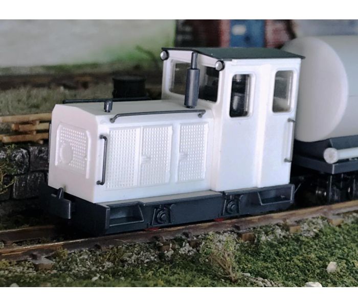 Schoma Diesel Locomotive White