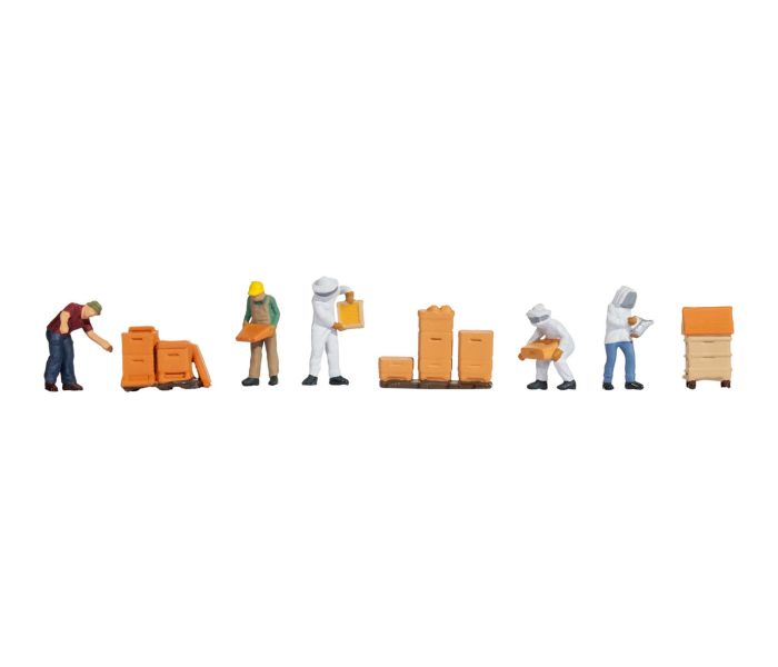 Beekeepers (5) & Hives Figure Set