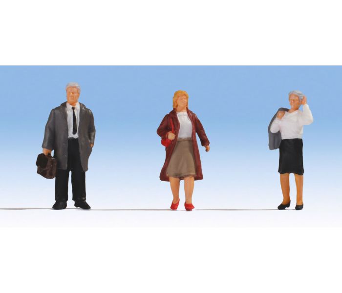 Passengers (3) Figure Set