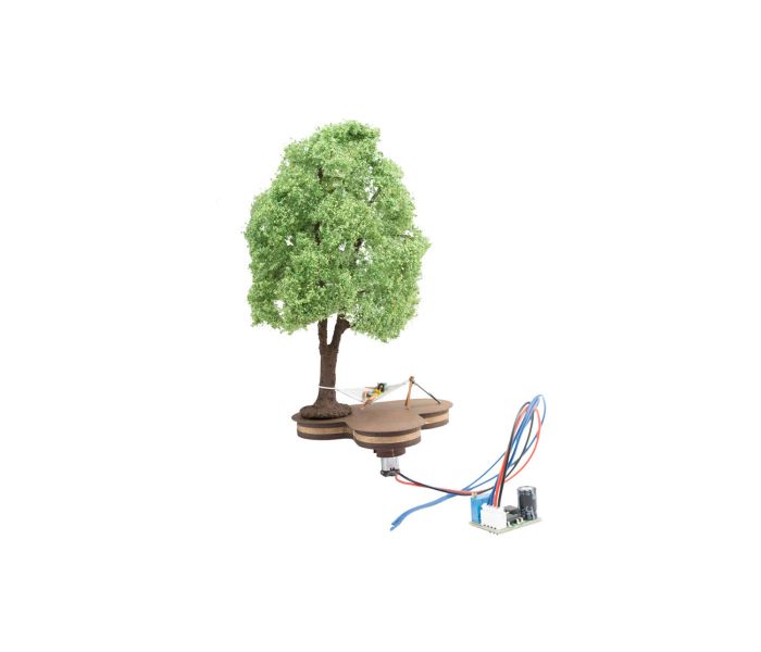 micro-motion 16cm Tree with Sleeping Woman on Hammock