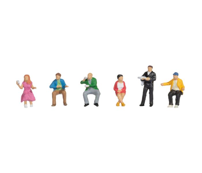 In the Dining Car (6) Figure Set