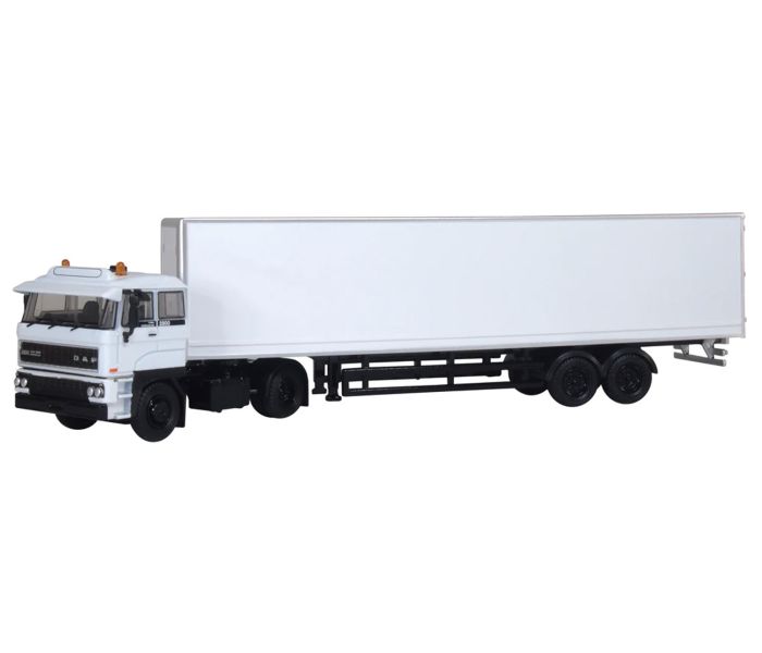 DAF 3300 Short Van Trailer White