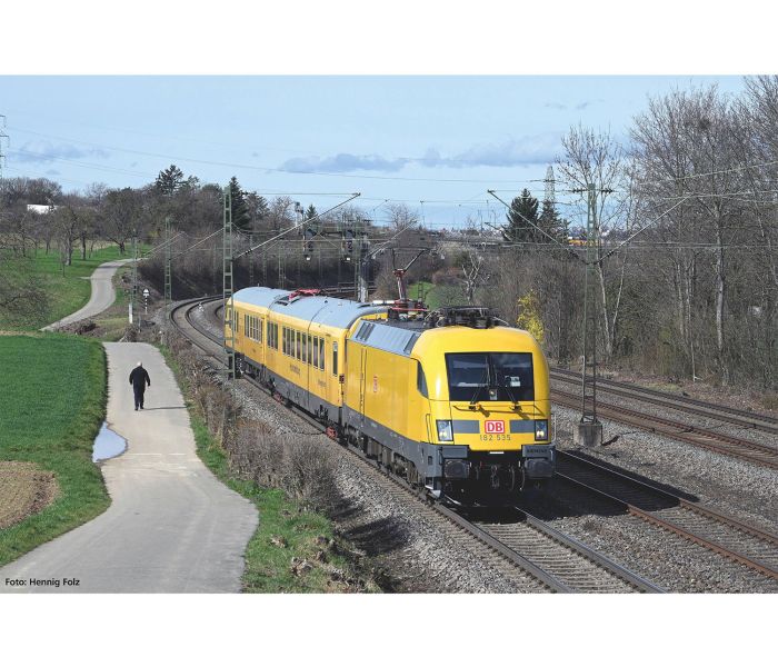 DB Netz BR182 Electric Locomotive VI (DCC-Sound)