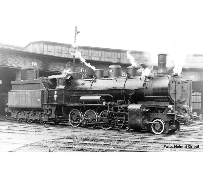 Expert PKP Tr12 Steam Locomotive III