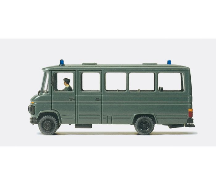 German Police BGS Van MB L508DG