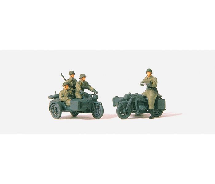 German Reich 1939-45 Mounted Motorcycle Crew (2) Kit