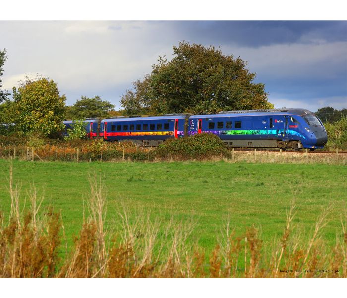 Hull Trains Class 802 301 Amy Johnson 5 Car Train Pack