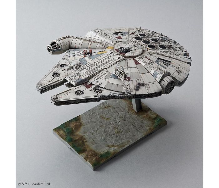 Bandai Star Wars Millennium Falcon (1:144 Scale)