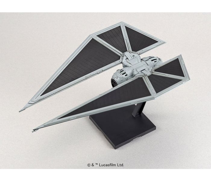Bandai Star Wars TIE Striker Rogue 1 (1:72 Scale)