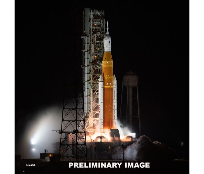 NASA Artemis Space Launch System (1:144 Scale)