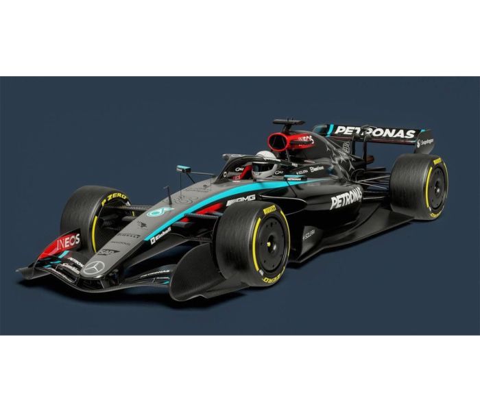 Advance Mercedes AMG F1 Russell 2026