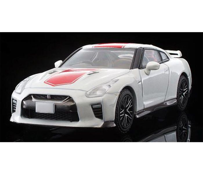 310907 Nissan GT-R 50th Anniversary White