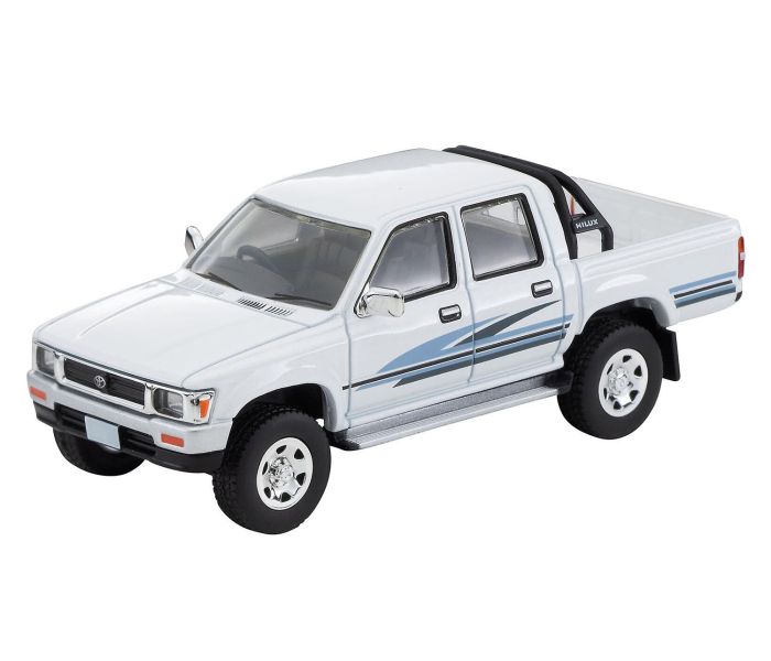 32464 Toyota Hilux 4WD White