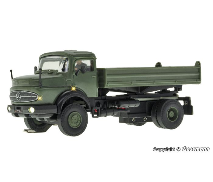 CarMotion MB 2 Axle Flatbed Truck Military