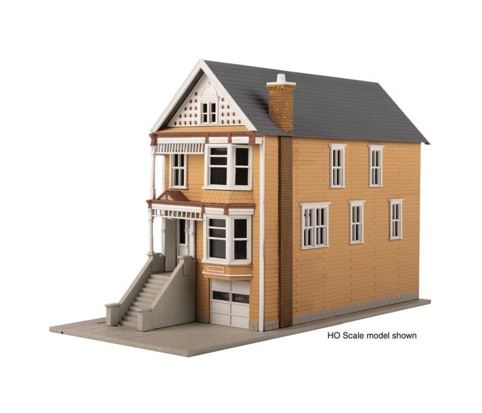 Gingerbread Victorian House Kit