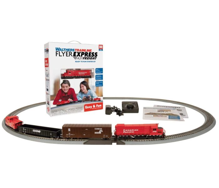 Canadian Pacific GP15-1 Diesel Freight Starter Set