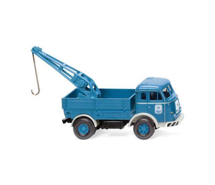 Henschel Towing Vehicle