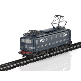 mn38110.jpg