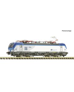 fm7560056.jpg