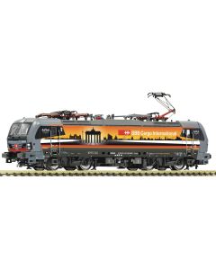 fm7570074.jpg