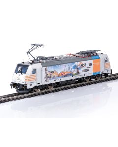 mn38803.jpg